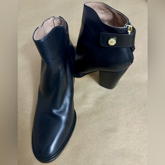 NEW - Louise et Cie Thisbe Black Leather Ankle Boots - Picture 4 of 11